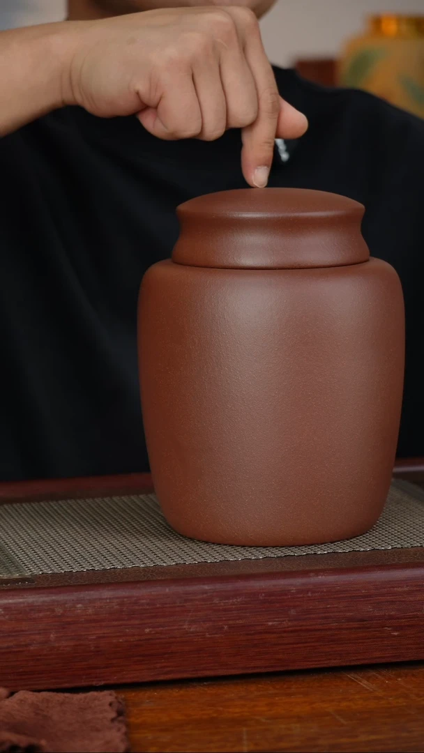 宜兴精品紫砂茶叶罐