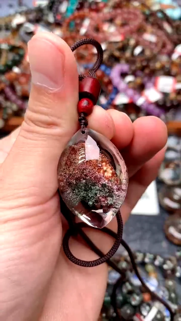 【闪购商品】水晶吊坠(赠链)未镶嵌122