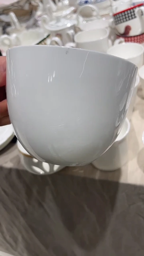 瓷白瓷大水杯2只