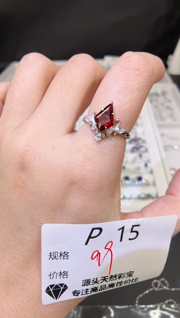 银S925镶嵌戒指石榴石多样性发一P15