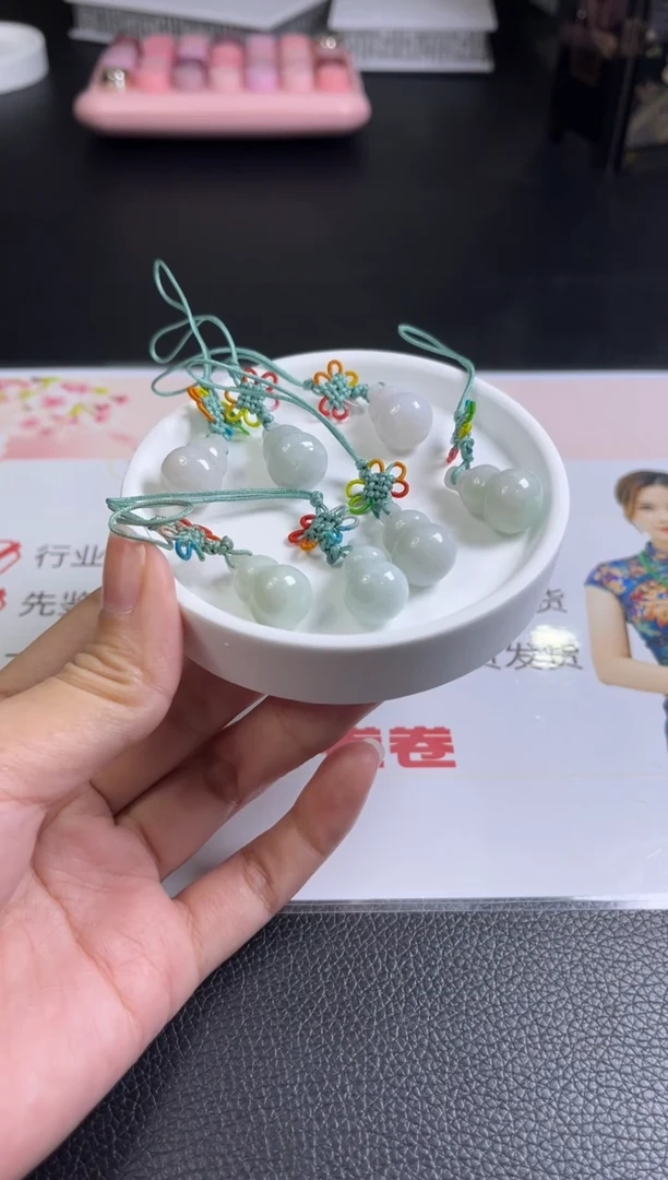 【闪购商品】翡翠挂件未镶嵌K380 /多样性发一件（小）