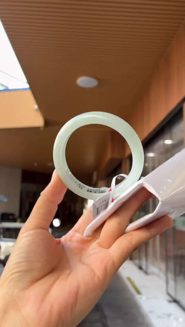 未镶嵌手镯翡翠10