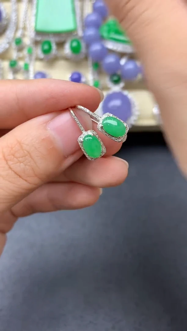 翡翠18K金镶嵌耳饰428中国好珍宝