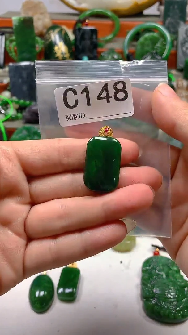 和田玉未镶嵌珠宝半成品1