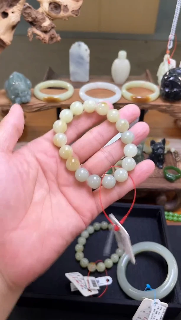 手串未镶嵌和田玉卡12且末迪克兰带糖圆珠9007992