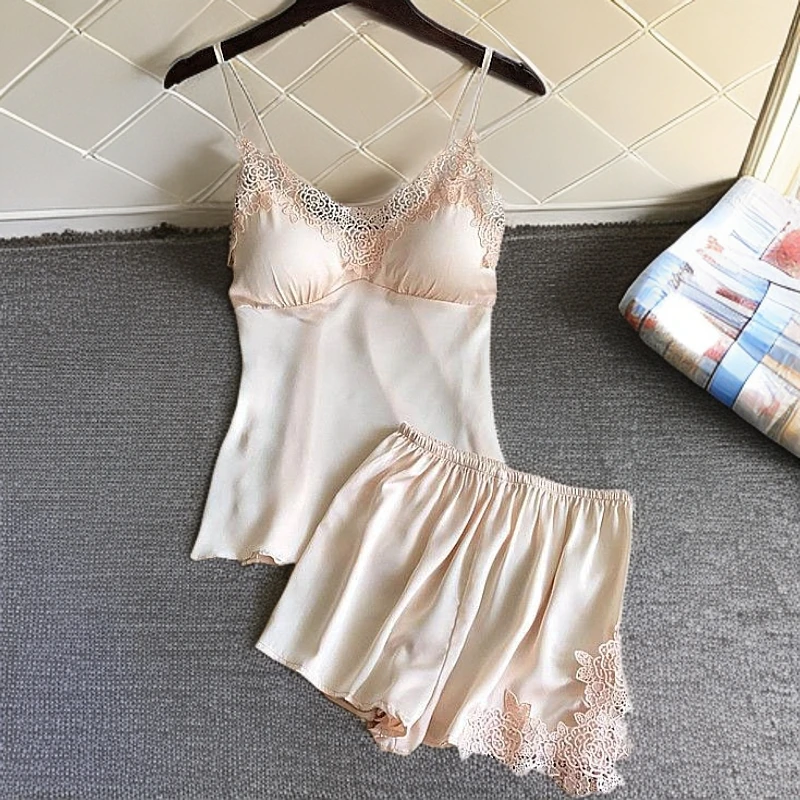 带胸垫冰丝性感睡衣女夏季小胸聚拢吊带迷人美背时尚可外穿家居服