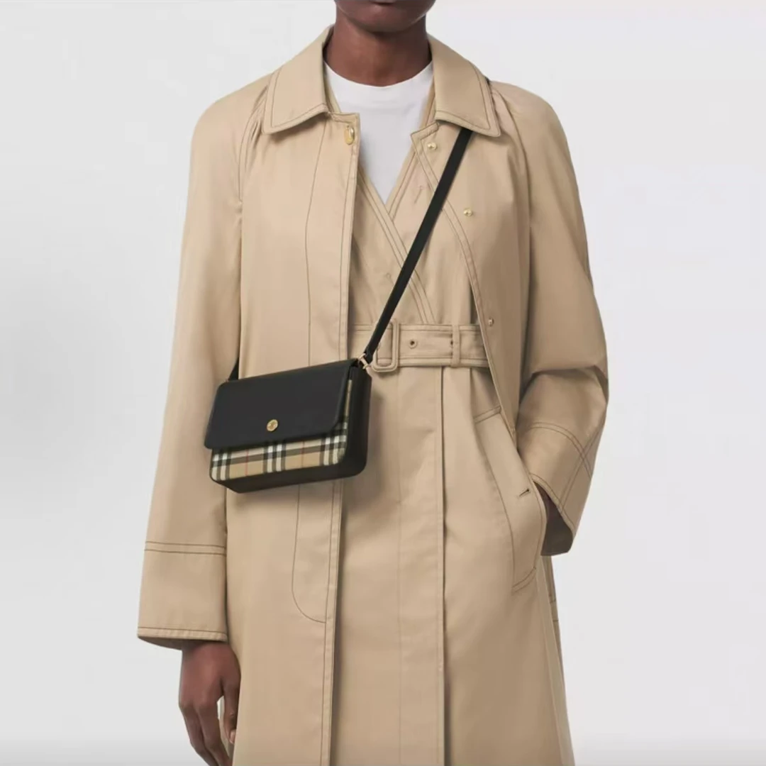 95新 BURBERRY/博柏利 胖虎佳佳/箱包/单肩包/31B2509230131