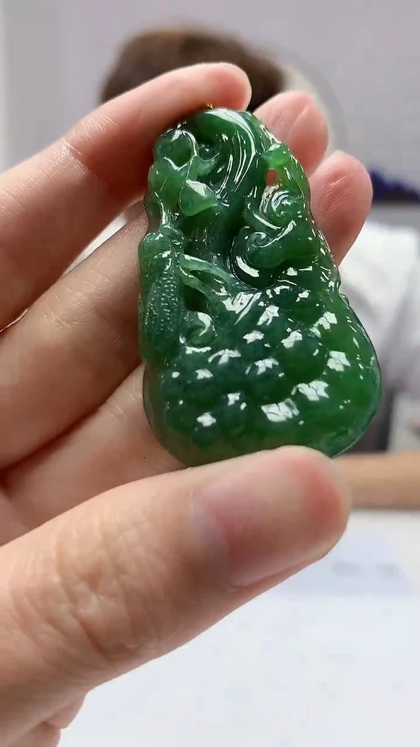 【闪购商品】定制翡翠未镶嵌4868zm-毛货挂件如意179