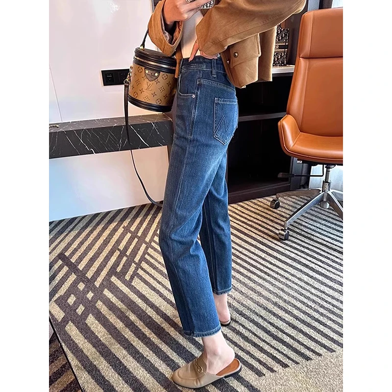 2025春新款后口袋刺绣直筒牛仔裤女大码胖妹妹弹力显瘦九分烟管裤