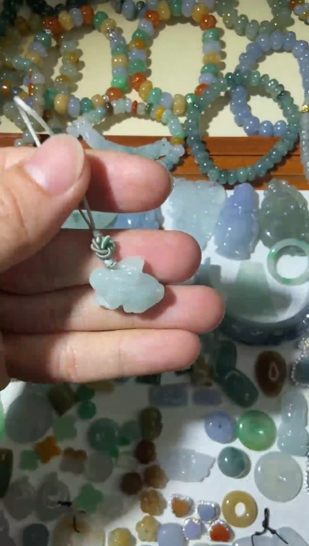 【闪购商品】翡翠颈饰未镶嵌【闪购商品】 天然翡翠