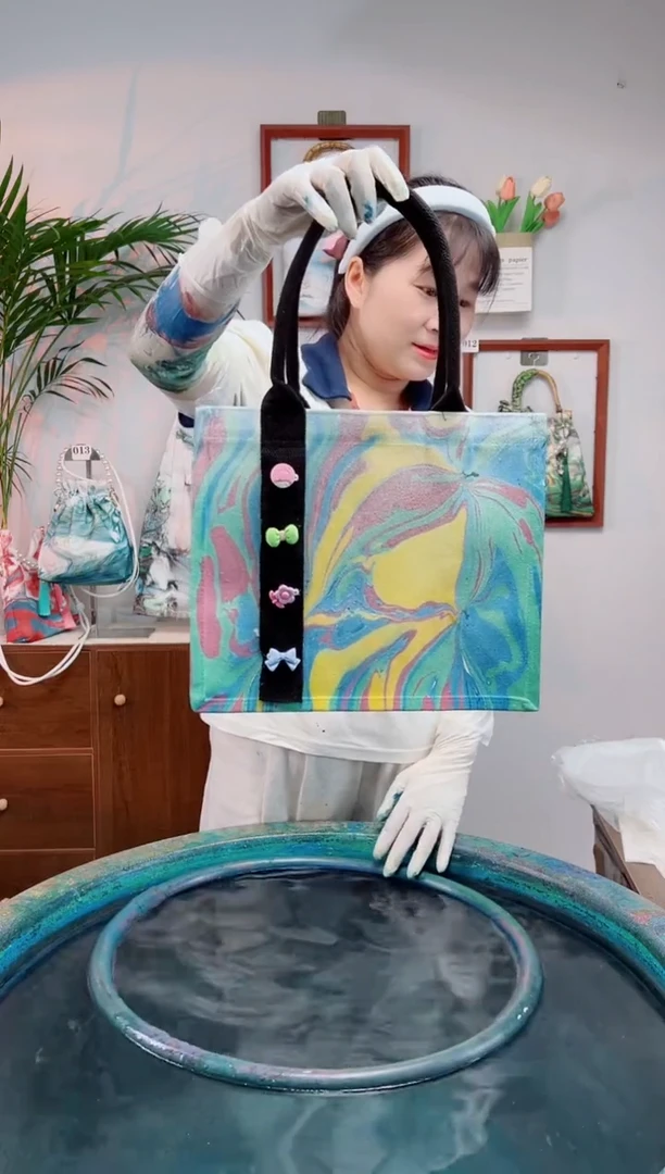 绢本七彩拉花手工定制