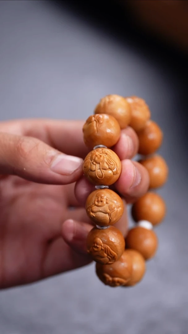 【闪购商品】橄榄核吊坠更厉害