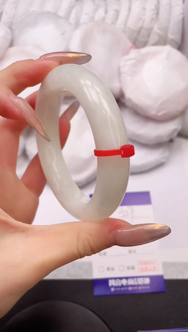 【闪购商品】和田玉手镯未镶嵌4K329-56