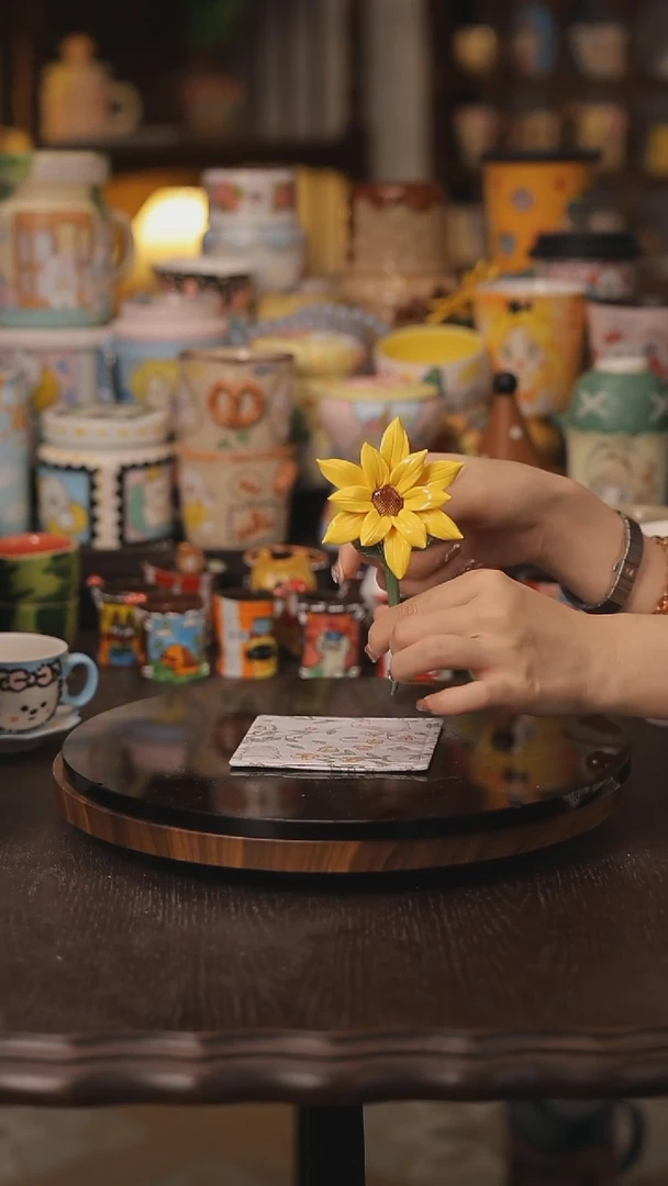 景德镇釉下彩绘设计师款式陶瓷