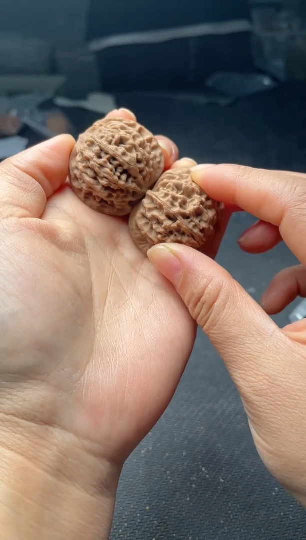 把件文玩核桃w159  秦闷 37尺