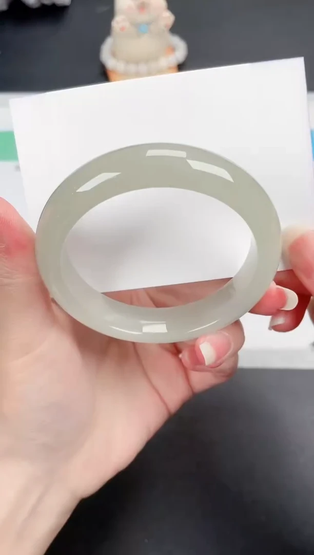 石英质玉手镯未镶嵌509-58.6