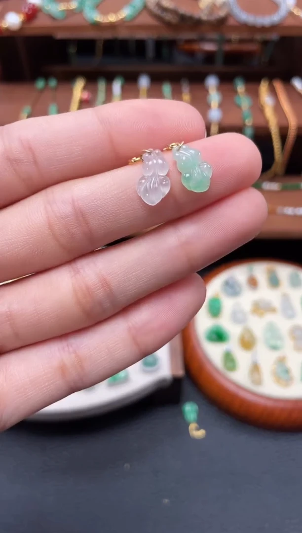 【闪购商品】翡翠吊坠(不含链)18K金镶嵌2个  JK315