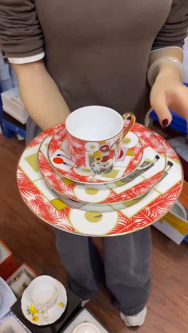 杯鸿辉家品牌瓷器，京东包邮！