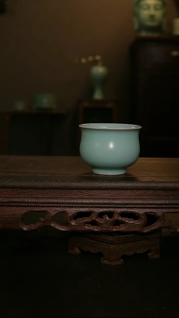 摆件仿古手工军绿玉兰杯