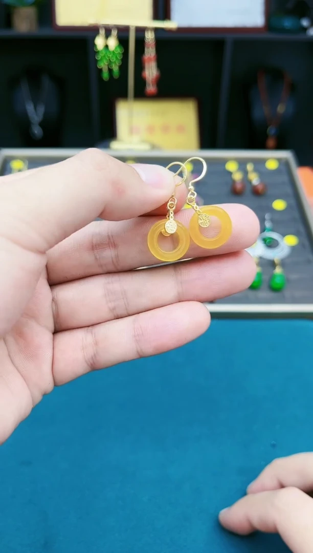 【闪购商品】玛瑙/玉髓耳钉银S925镶嵌722000