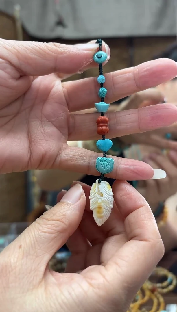 未镶嵌颈饰蜜蜡发一件设计款