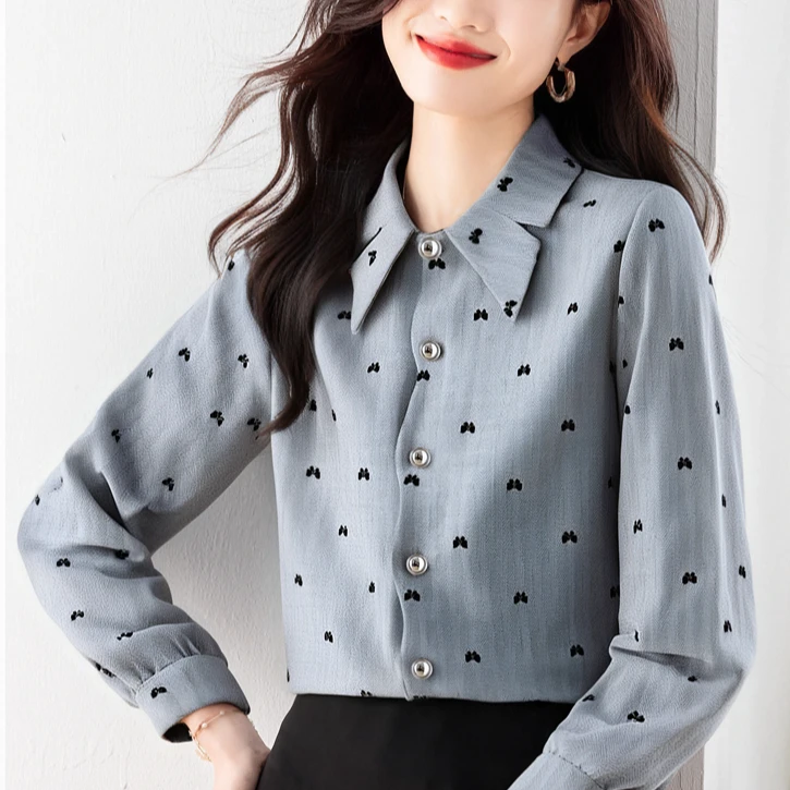 港风气质蝴蝶结印花衬衫女秋季高级别致新款衬衣初入叠穿穿搭上衣