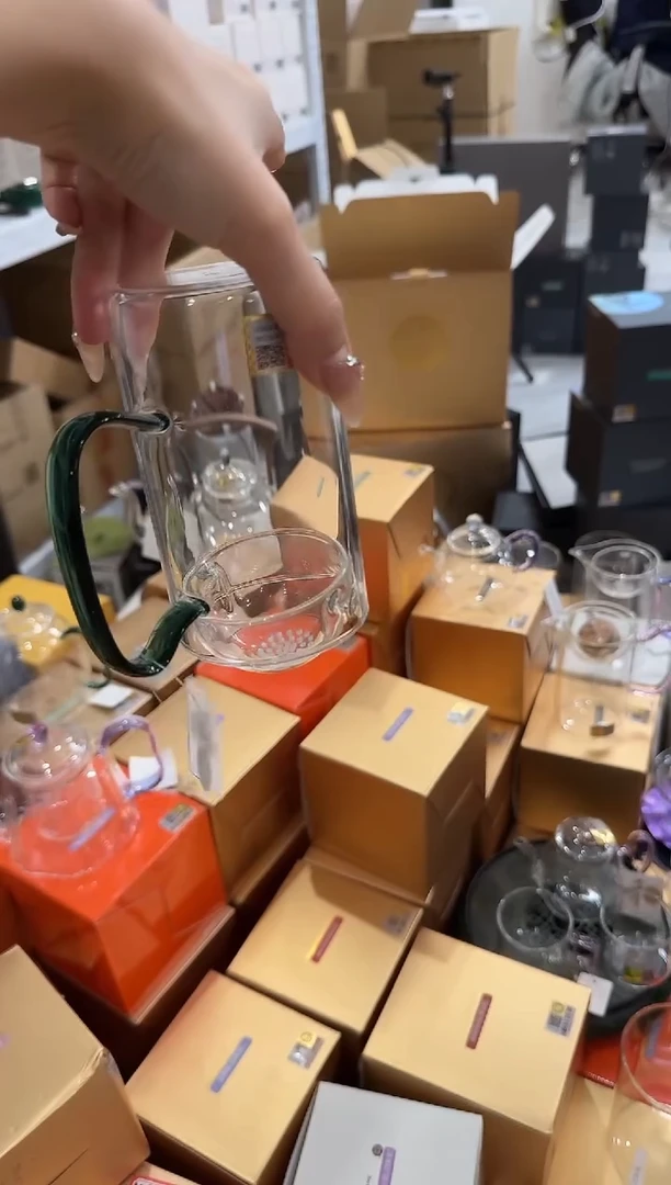 @@禾器晶彩沁润墨绿色