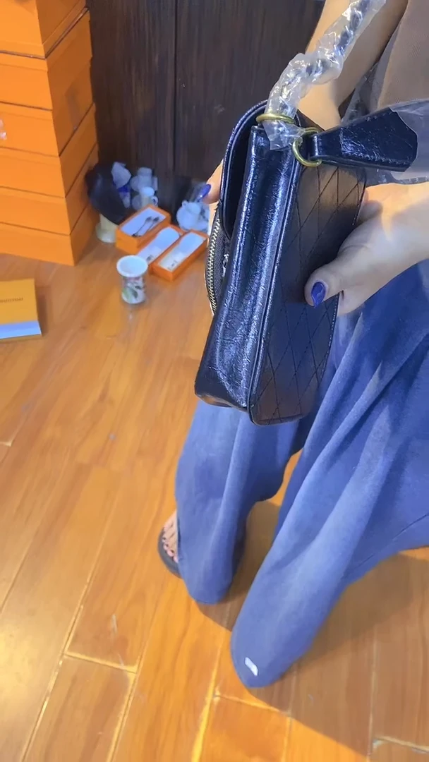 杯鸿辉家品牌瓷器，京东包邮！香大小钱包