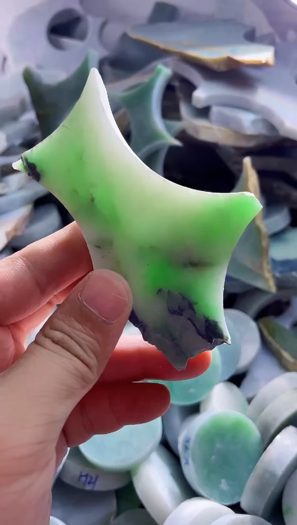翡翠裸石天然A货翡翠1610