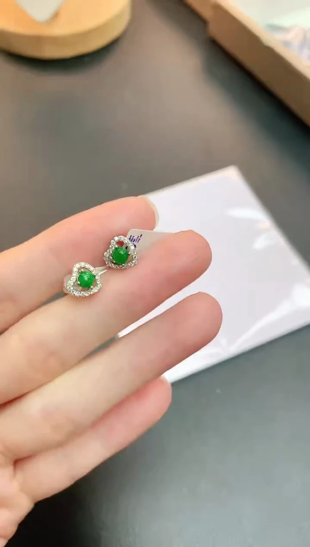 【闪购商品】翡翠耳饰未镶嵌赠礼盒证书 小君