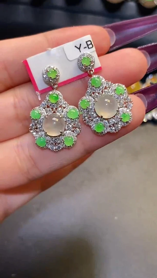 银S925镶嵌翡翠耳饰天然