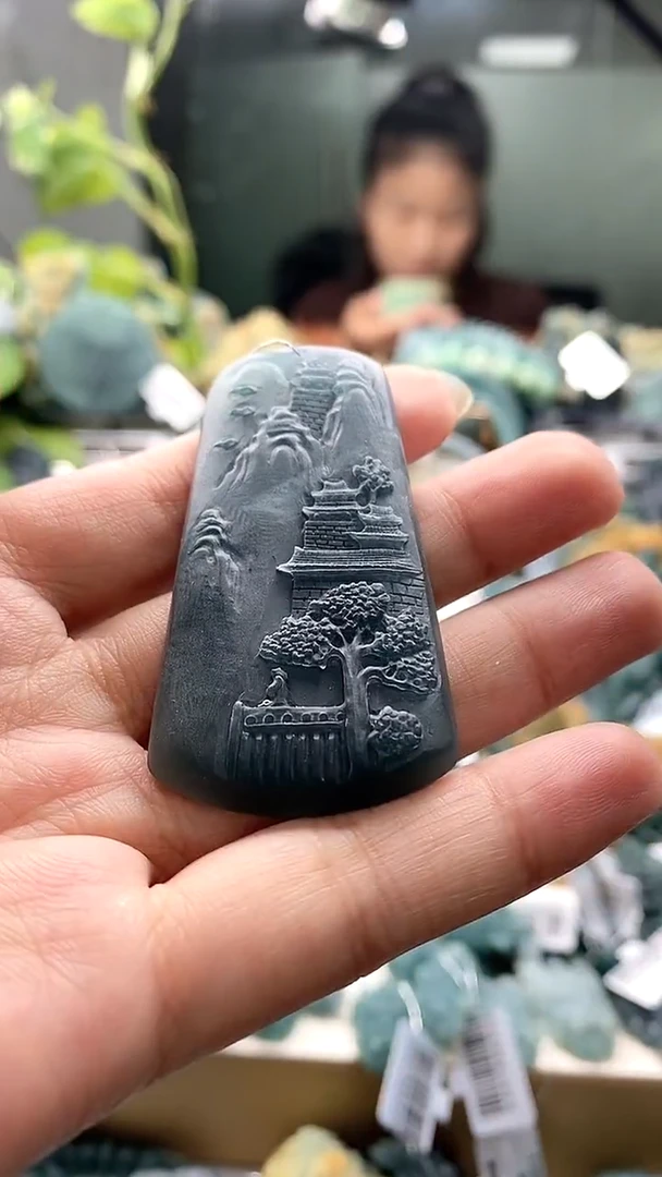 定制翡翠未镶嵌小****?翡翠毛货不退不换6.15