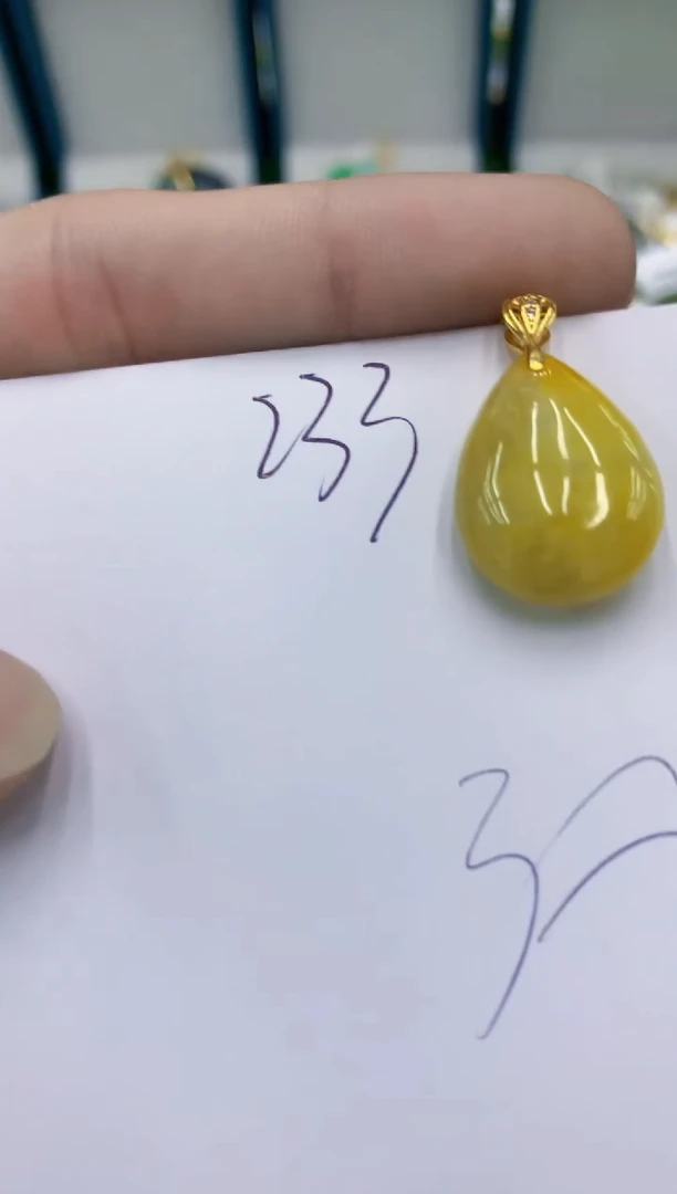 颈饰未镶嵌翡翠翡翠
