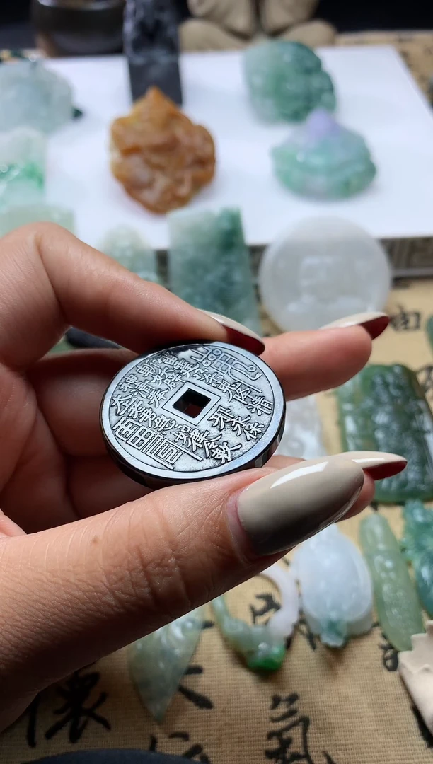 颈饰未镶嵌翡翠1