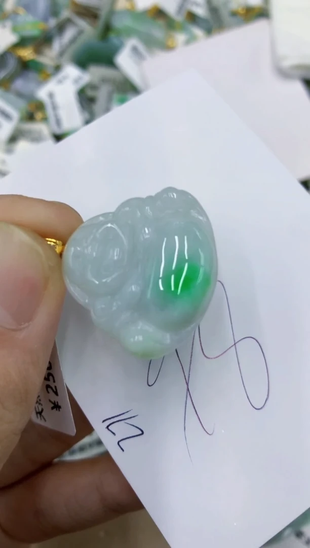 颈饰未镶嵌翡翠11111111111