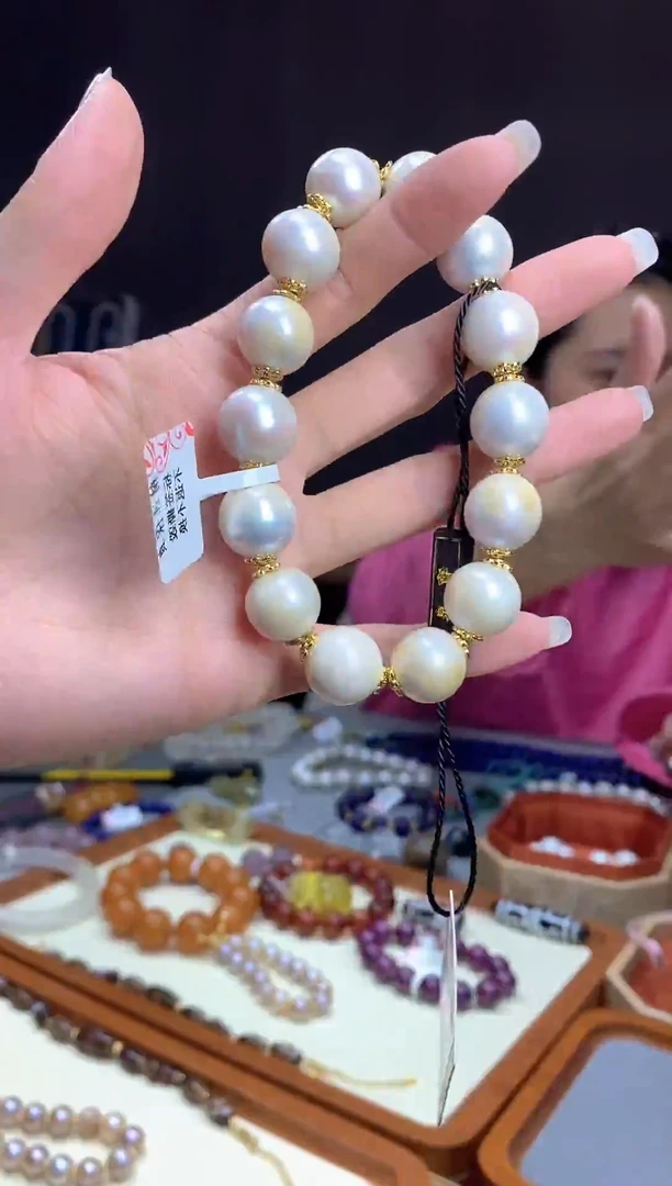 用****1手串一物一证 铜乐旭收藏