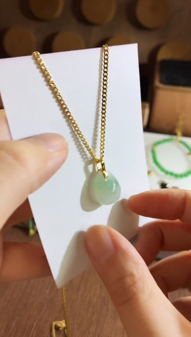 吊坠(不含链)18K金镶嵌翡翠吊坠