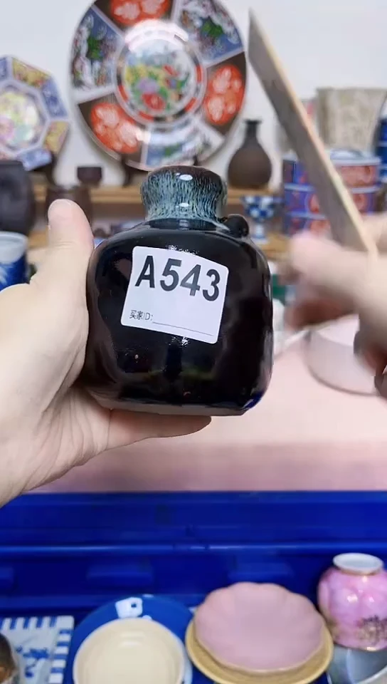 格*斯默认微瑕，不喜勿拍