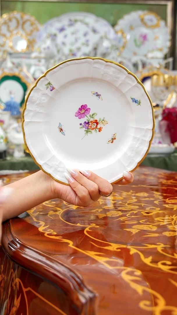 瓷米多家中古瓷器如图所示109