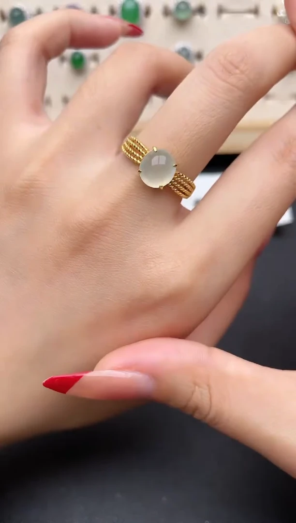 【闪购商品】翡翠戒指银S925镶嵌一物一证一礼盒