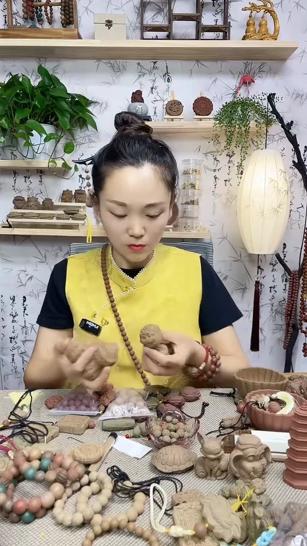 泥塑四季归脾大核桃一对