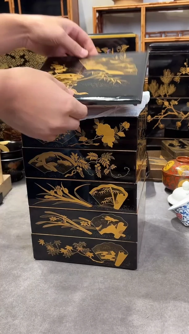 实木金莳绘五段重