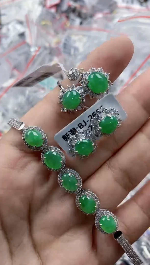 银S925镶嵌戒指翡翠333    7