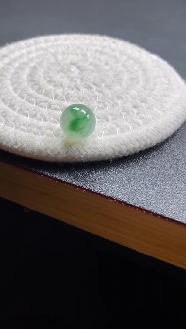 未镶嵌定制翡翠妃**腻毛货