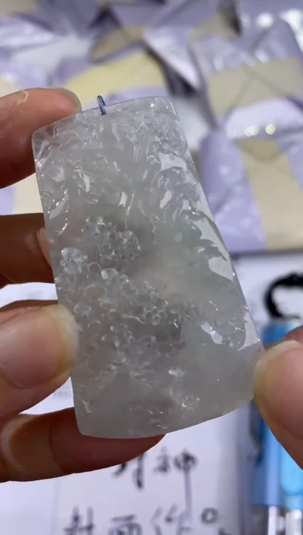 未镶嵌挂件翡翠354297      多人