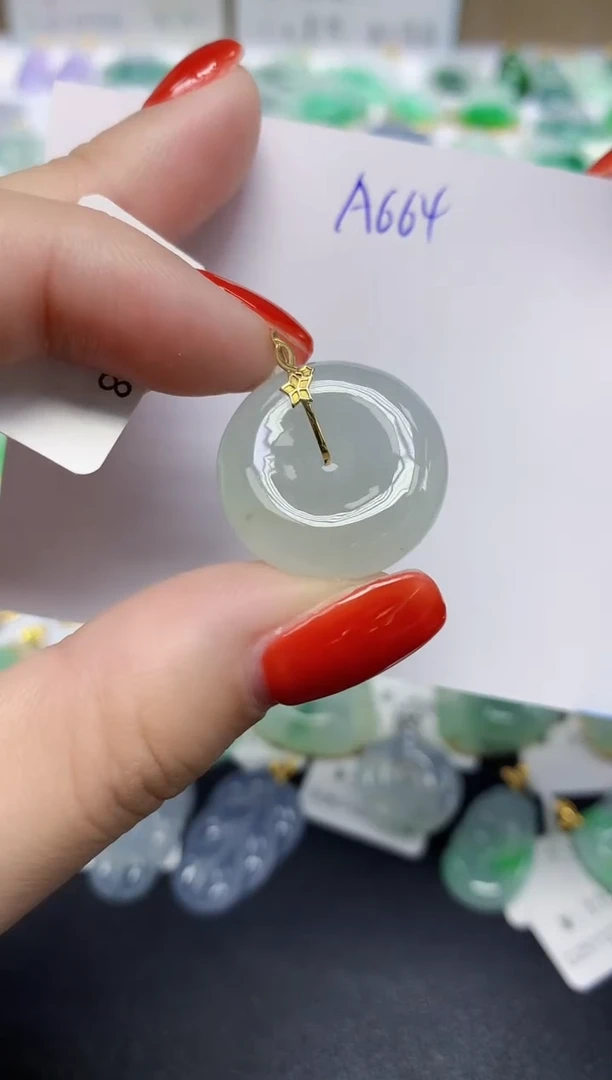 颈饰18K金镶嵌翡翠天然缅甸翡翠A货翡翠百元以上9元证书费自理