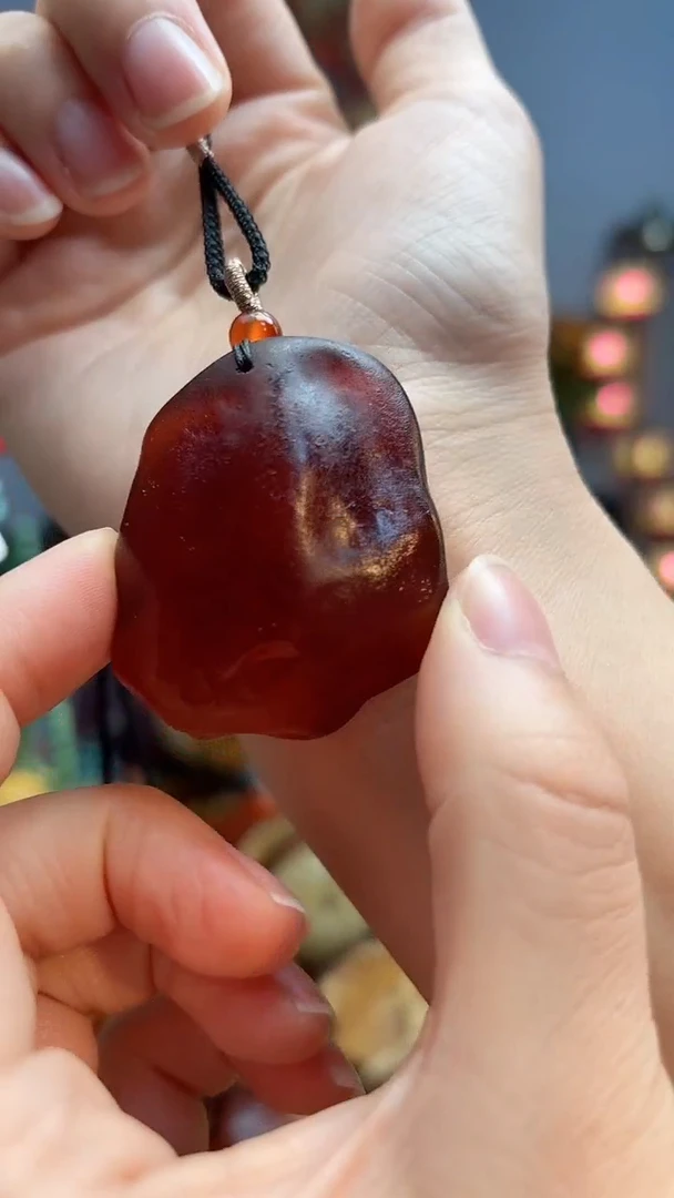 琥珀颈饰未镶嵌吊坠