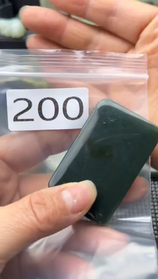 未镶嵌和田玉珠宝半成品牌子