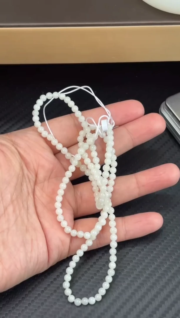 项链未镶嵌和田玉且末米达微色差长链卡4