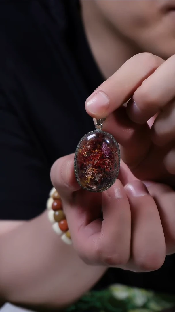 未镶嵌吊坠(赠链)水晶菩*果幽灵